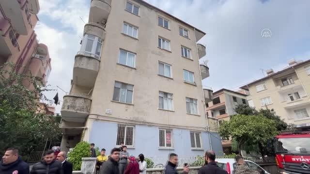 Apartmanın havalandırma boşluğuna düşen çocuk ağır yaralandı