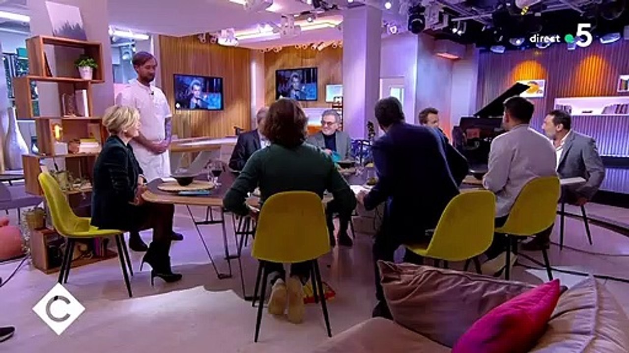 Axel Bauer a raconté les dessous de sa prestation ratée dans l'émission "Champs-Élysées", animée par Michel Drucker.