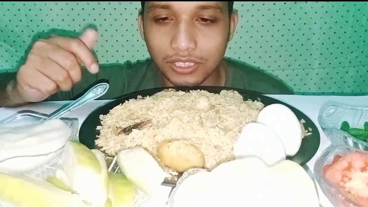 SPICY CHICKEN BIRIYANI WITH EGGS+PAYES+TOMATO SALAD _ FOOD VIDEOS _ EATING SHOWS _ SAJJADREIGNS