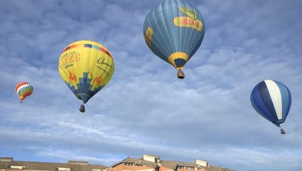 Balloon enthusiasts take to the air