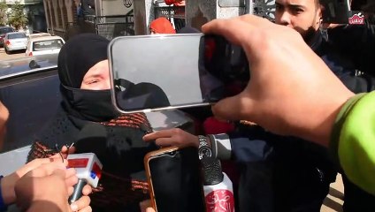 بالدموع.. سيدة تحكي موقف مؤثر جداً لوائل الإبراشي  أثناء صلاة الجنازة