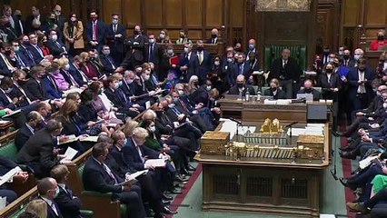 Partygate, l'opposizione rifiuta le scuse di Johnson: "patetico, si dimetta"