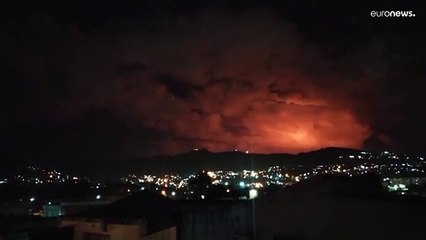 شاهد: انفجار ضخم يهز خط أنابيب نقل الوقود في فنزويلا