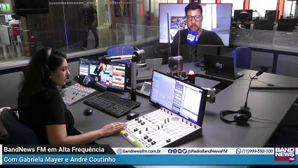 Bolsonaro mínimiza mortes de crianças por Covid-19 e diz que esse fato não justifica a vacinação