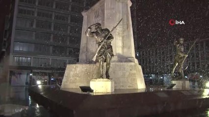 Ankara'da kar yağışı etkili oldu