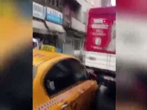 Eyüpsultan'da silah doğrulttuğu İETT otobüs şoförüne saldırdı