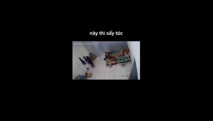 Clip: Máy sấy tóc bỗng phát nổ khi đang được sử dụng