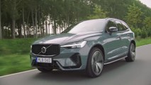 2022 Volvo XC60 Driving Video in Grey