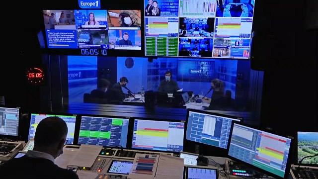 Procès du 13-Novembre : Salah Abdeslam souffle les réponses à Mohamed Abrini