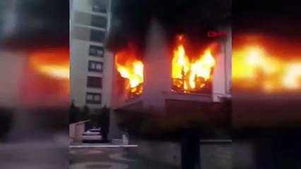 Kadıköy'de yangın! 1 ölü