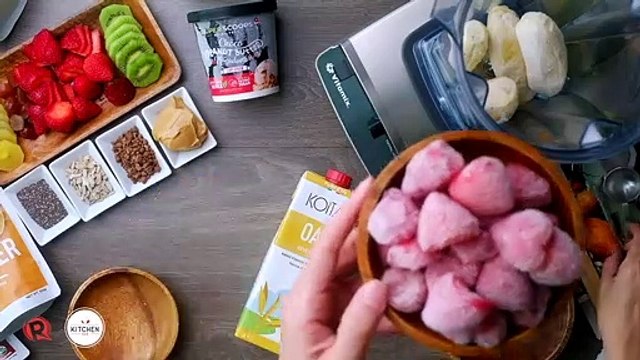 Kitchen 143: Fruit smoothie bowl