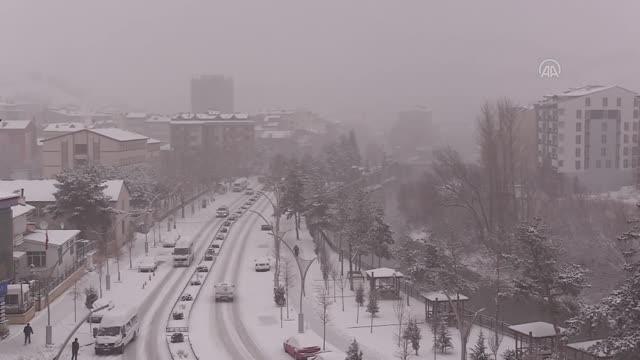 Kar yağışı hayatı olumsuz etkiliyor