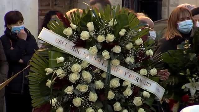 Dolorosa despedida a la mujer asesinada por su marido en Tudela