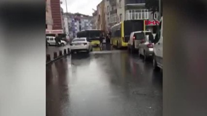 Son Dakika | EYÜPSULTAN'DA SİLAH DOĞRULTTUĞU İETT OTOBÜS ŞOFÖRÜNÜ DARBETTİ