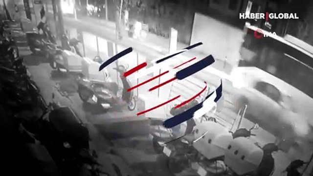 Üsküdar’da İETT otobüsü şoförü direksiyon başında fenalaştı