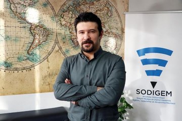 DOÇ. DR. ŞAHİN METAVERSE'DE ARSA ALMAK İÇİN HENÜZ ERKEN