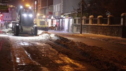 Kar yağışı etkisini sürdürüyor