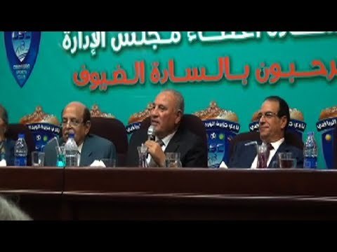 الزند: أسفي على المؤسسة الدينية التي لم تحرم ارتداء الملابس الممزقة