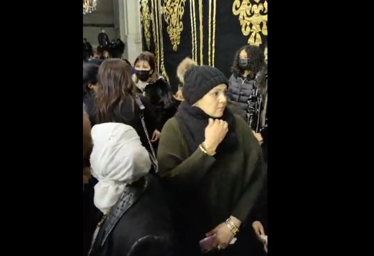 أول ظهور لابنة الإعلامي الراحل وائل الإبراشي في عزاء والدها