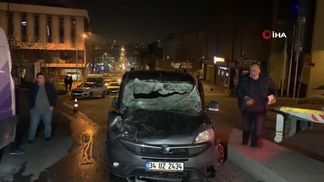 Ümraniye'de alkollü sürücü ticari araca çarparak yan yattı