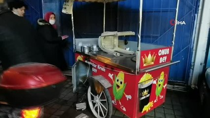 Engelli gencin mısır tezgahının aküsünü ve malzemelerini çaldılar