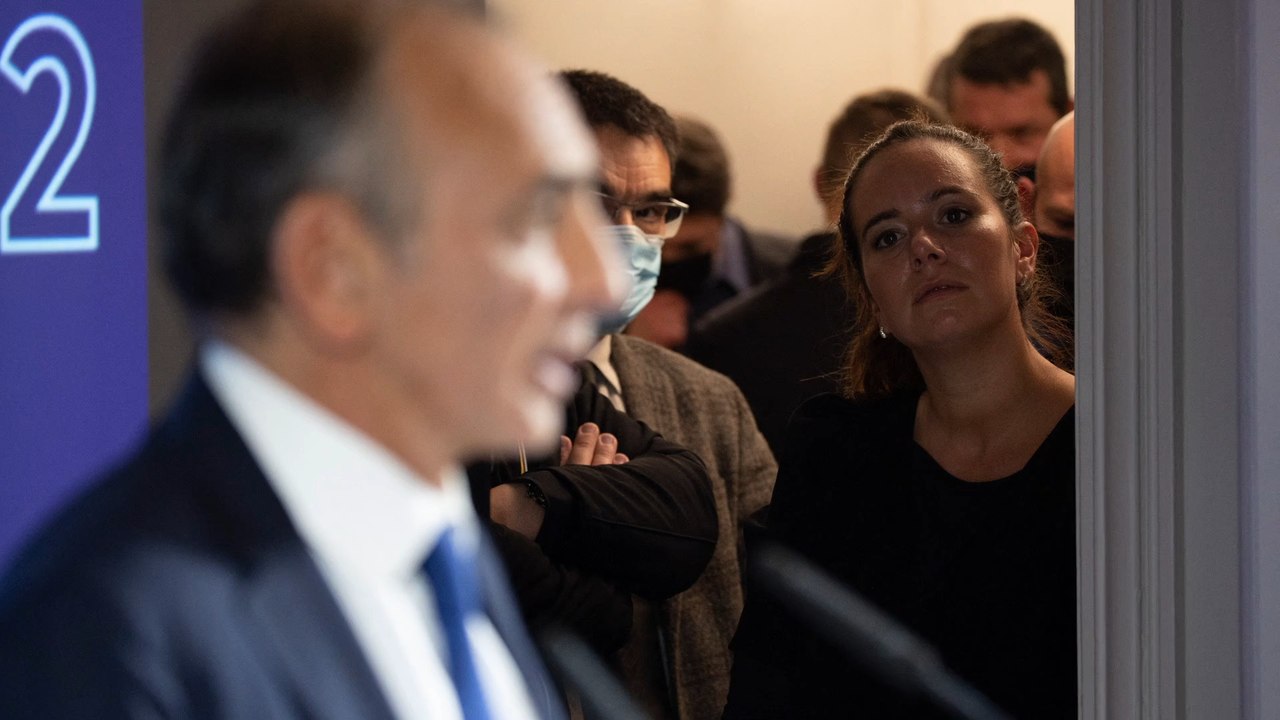 Eric Zemmour, 63 ans a confirmé du bout des lèvres sa relation avec sa conseillère Sarah Knafo, 28 ans.