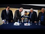 محافظ جنوب سيناء يهدي طفل مكافأة فورية في افتتاح معسكر اعداد القادة