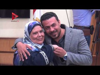 الأم المثالية: ربيت طفلين ذوي احتياجات..  وخدمتهم وسام على صدر