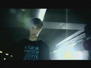 Timo Descamps - "Phonecall"