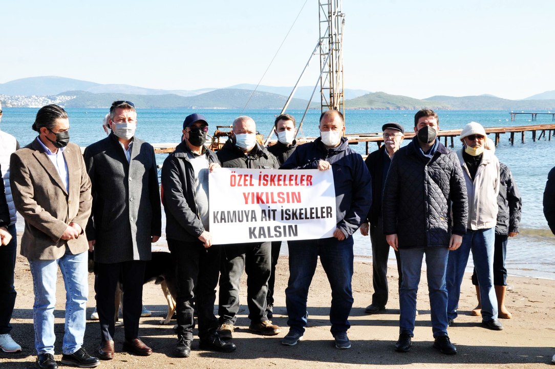 Dünyaca ünlü Camel Beach Plajı’nın tek iskelesini kaldırmayın çağrısı