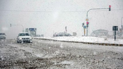 ERCİŞ'İN YÜKSEKLERİNDE KAR KALINLIĞI 40 SANTİM OLDU