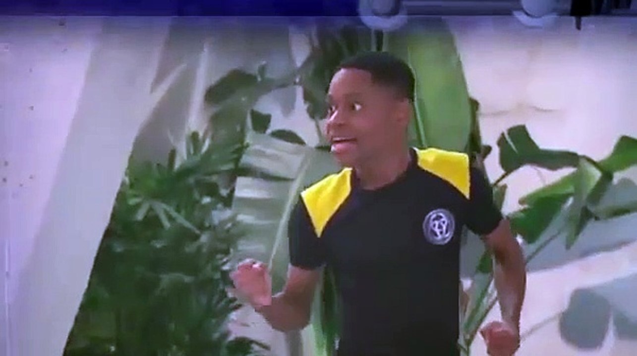 Lab Rats Bionic Dog S04Ep04 - video Dailymotion