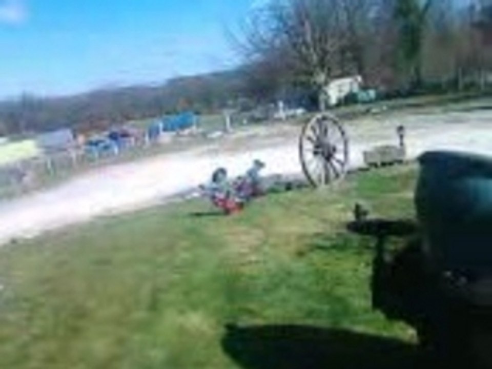 VID002