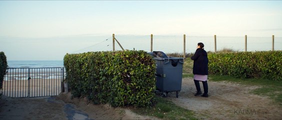 En un muelle de Normandía - Tráiler oficial español