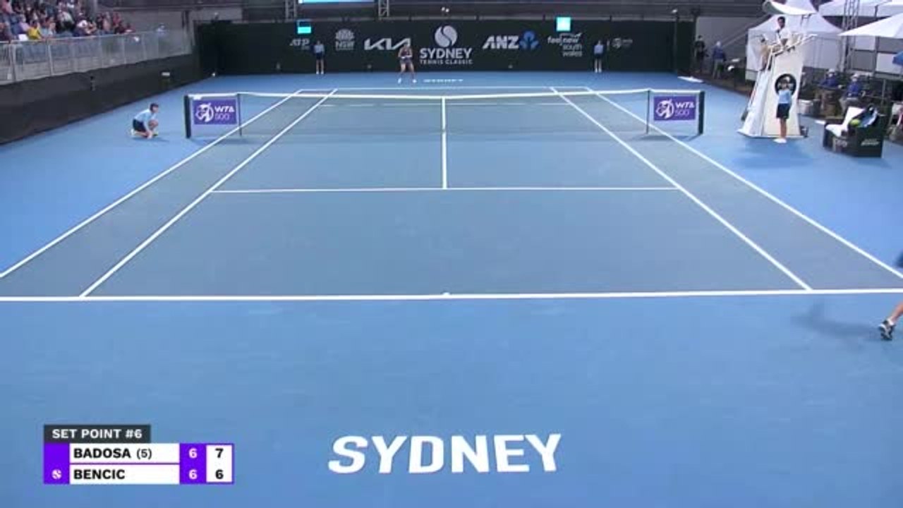 Highlights: Badosa zittert sich ins Halbfinale