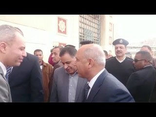 لحظة وصول كامل الوزير لمحطة مصر