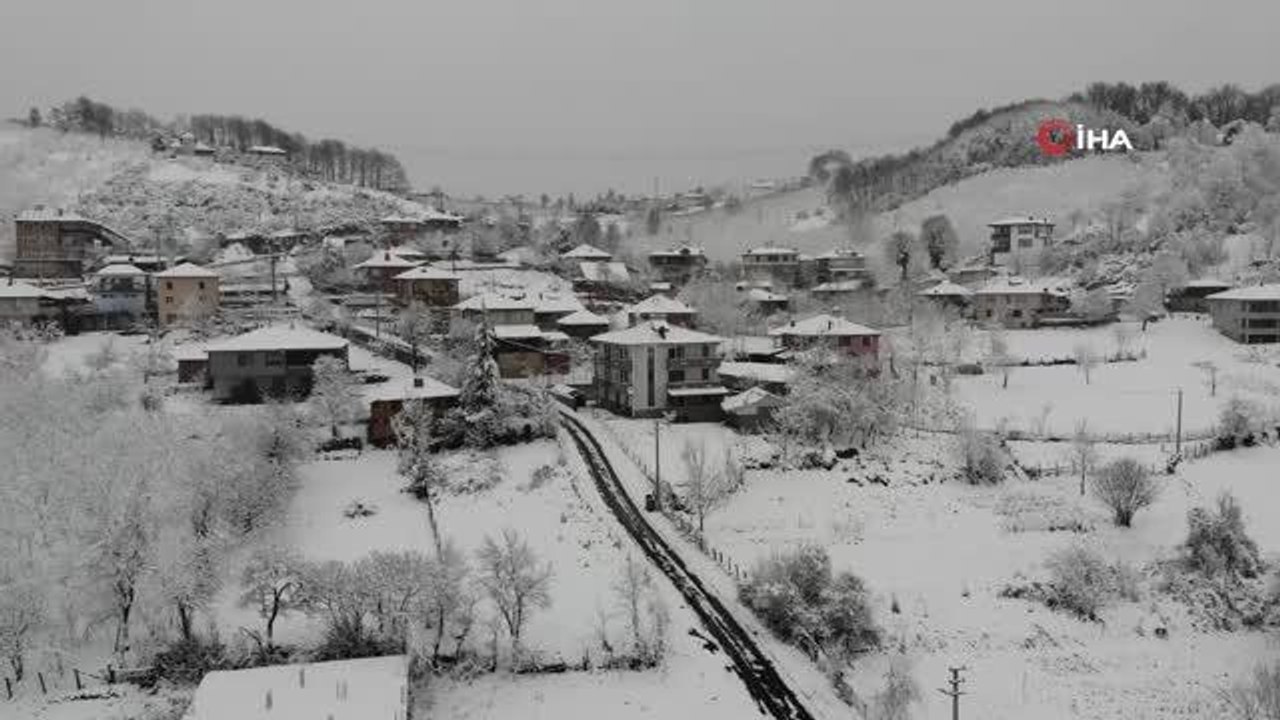 Düzce'de kar kalınlığı 30 santimetreye ulaştı
