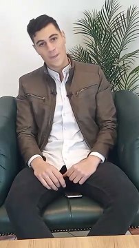 «النني» صوت من الزمن الجميل وغاوي أغاني قديمة .. اسمع وقول رأيك