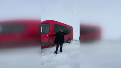 Kar nedeniyle ulaşıma kapanan 39 köy yolu açıldı
