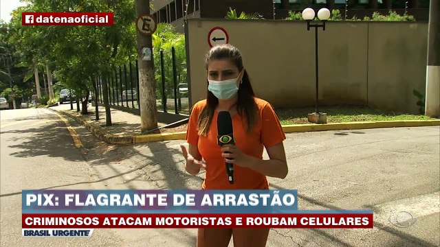 Criminosos atacam motoristas e roubam celulares