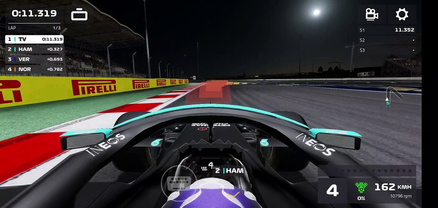 F1 Mobile Racing career mode race day at bahrain