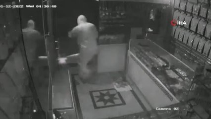 Kuveyt'te hırsızlar saniyeler içinde kilolarca altın çaldı