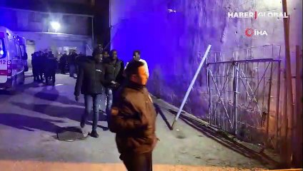 Kavga eden yabancı uyruklu şahıslar binanın bodrumunda yangın çıkarttı