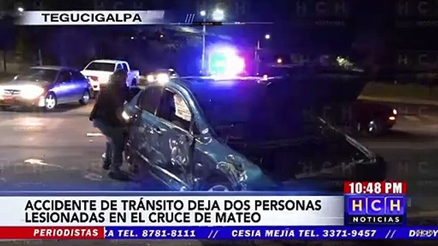 Brutal accidente vial deja a dos personas heridas en el Anillo Periférico en el cruce de Mateo