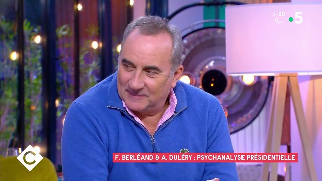 GALA VIDÉO - “Emmerder les non-vaccinés” : François Berléand “gêné” par la sortie d’Emmanuel Macron