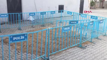 İLKOKULUN BAHÇESİNDE OLUŞAN ÇUKUR ÇAKILLI KUMLA KAPATILDI