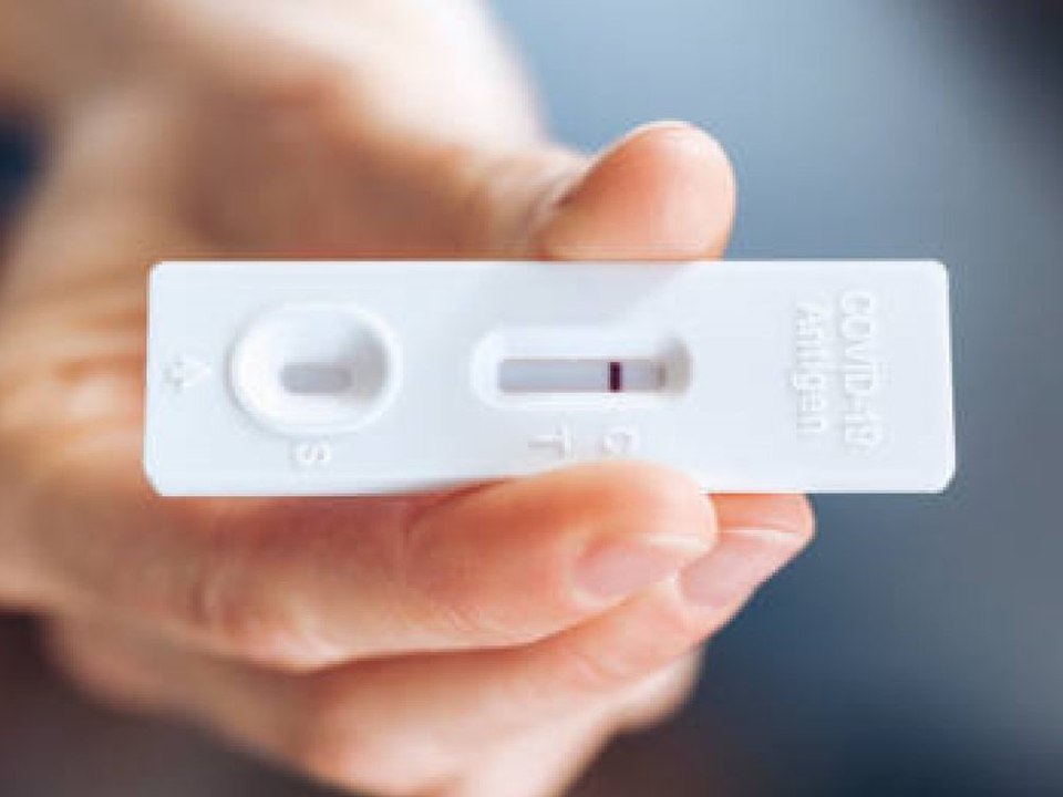 Freitesten aus der corona-isolation: Ärzte warnen vor schnelltests