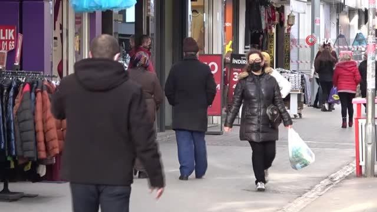 Rafta farklı kasada farklı fiyat tepki çekti