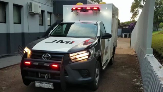 Corpos das vítimas de acidente envolvendo Celta e bitrem na BR-277 em Guaraniaçu dão entrada no IML de Cascavel