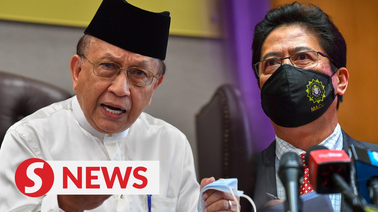 Azam Baki should go on leave while under probe, says Rais Yatim